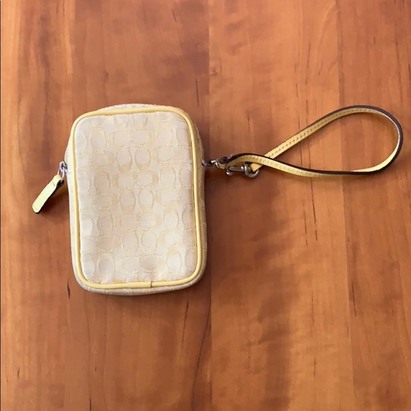 Coach wristlet - Picture 2 of 2